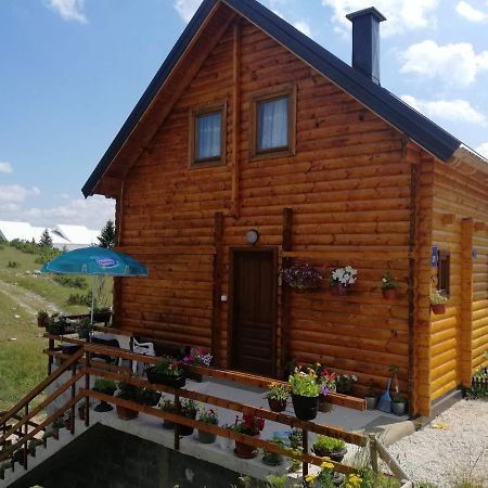 Mountain House Catherine Villa ชาเบลียค ภายนอก รูปภาพ